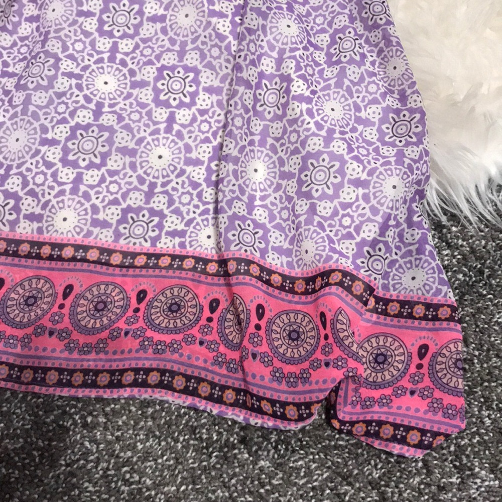 Francesca’s Patterned Dress - Picture 4 of 5